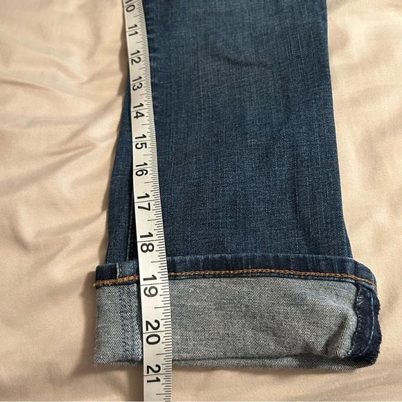 Loft Ann Taylor Womens Size 28/6 Curvy Kick Crop Medium Wash Roll Hem Jeans - Picture 8 of 8